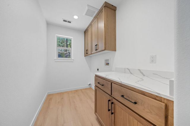 735 Shasta Park Drive, Shasta Lake, CA 96019