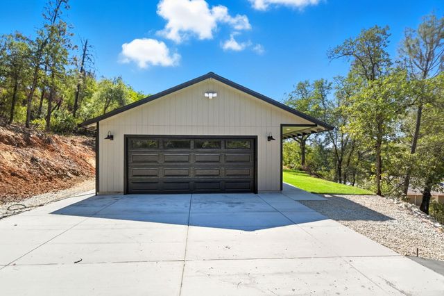 735 Shasta Park Drive, Shasta Lake, CA 96019