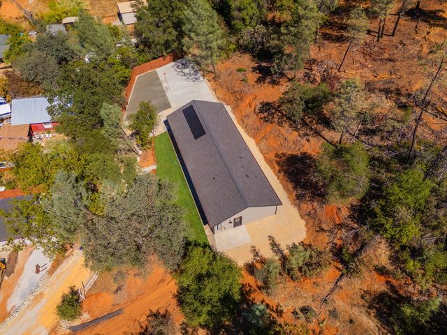 735 Shasta Park Drive, Shasta Lake, CA 96019