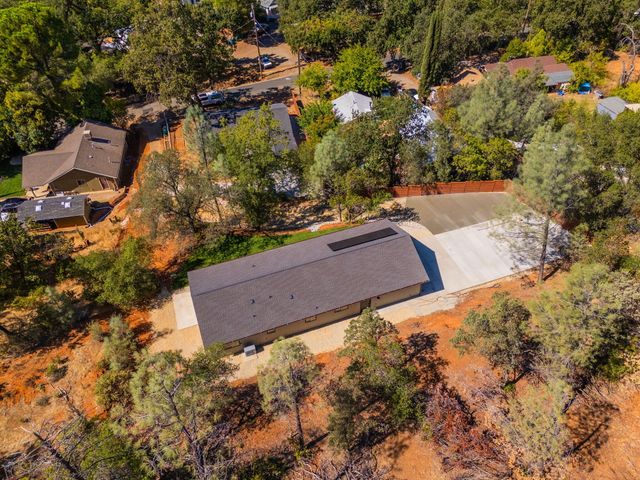 735 Shasta Park Drive, Shasta Lake, CA 96019