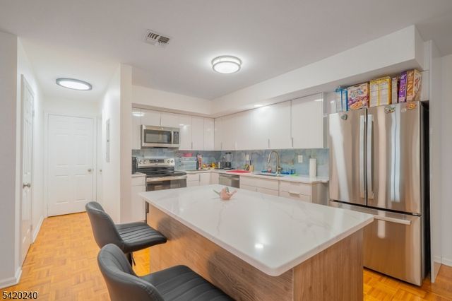 41 Wilson Ave 4i, Newark City, NJ 07105