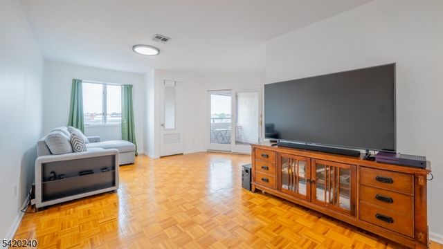 41 Wilson Ave 4i, Newark City, NJ 07105