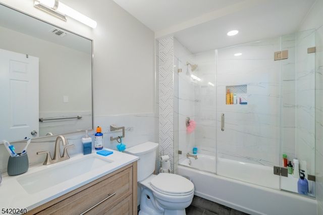 41 Wilson Ave 4i, Newark City, NJ 07105