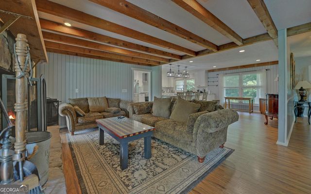 6077 Highway 332, Hoschton, GA 30548