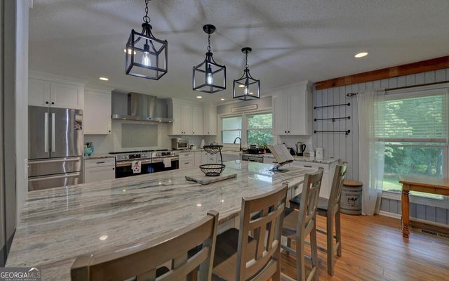 6077 Highway 332, Hoschton, GA 30548