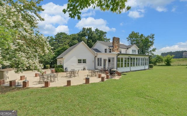 6077 Highway 332, Hoschton, GA 30548