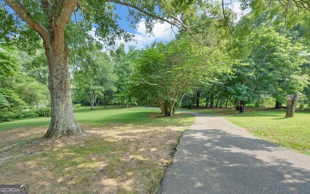 6077 Highway 332, Hoschton, GA 30548