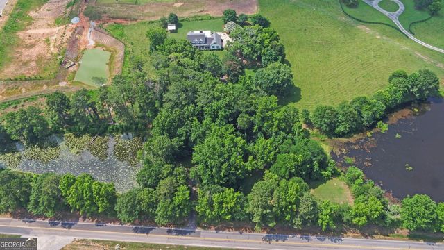 6077 Highway 332, Hoschton, GA 30548