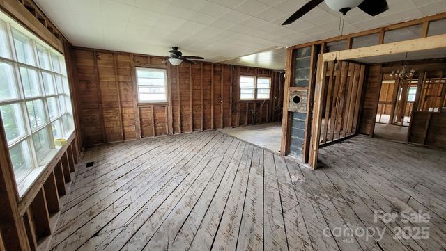 233 Rogers Street, Waynesville, NC 28786