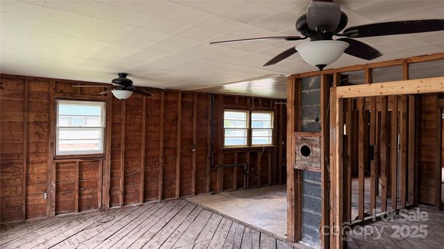 233 Rogers Street, Waynesville, NC 28786