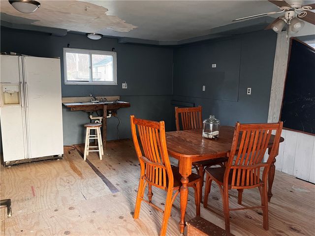 336 N Main, Houston, PA 15342