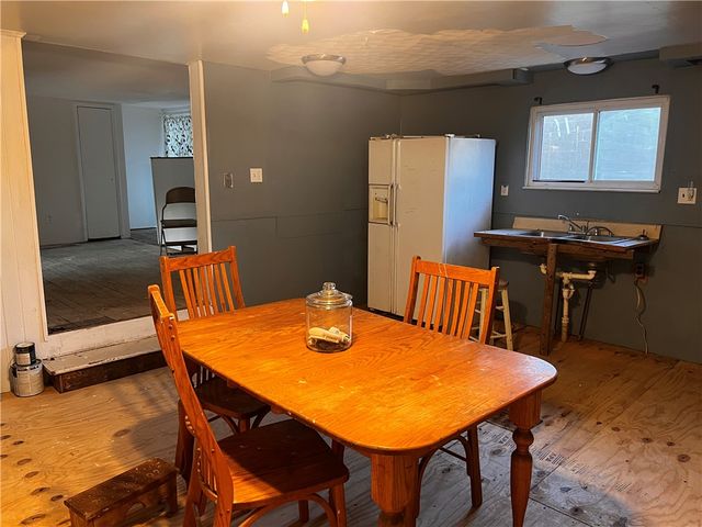 336 N Main, Houston, PA 15342