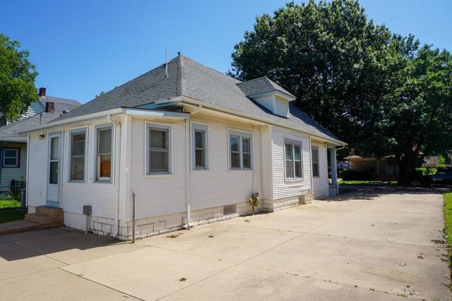 243 S Poplar St, Wichita, KS 67211