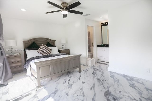 6570 Royal Palm Boulevard 301J, Margate, FL 33063