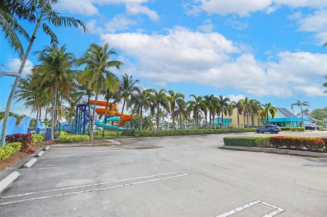 6570 Royal Palm Boulevard 301J, Margate, FL 33063