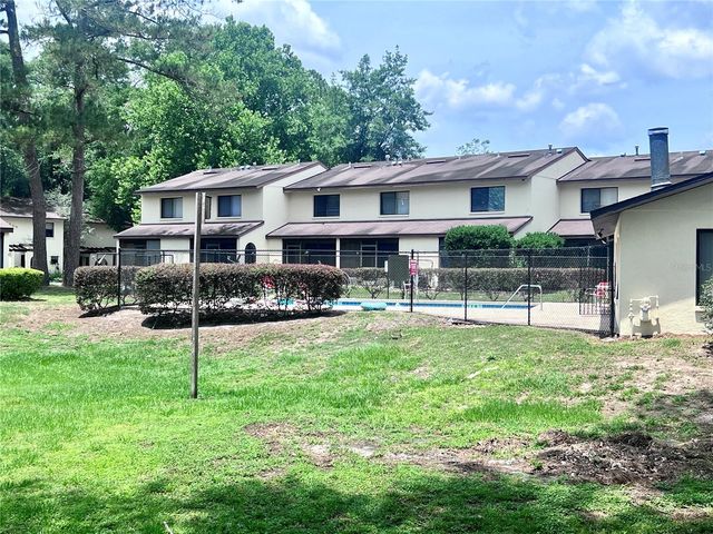 2735 SW 35TH PLACE 2004, Gainesville, FL 32608