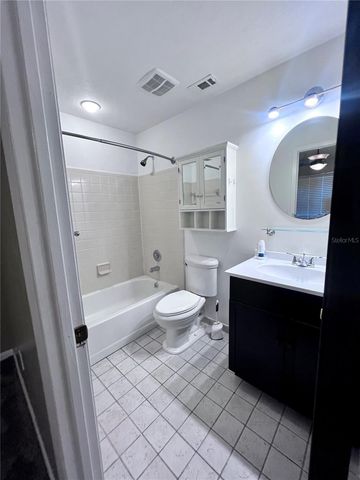 2735 SW 35TH PLACE 2004, Gainesville, FL 32608