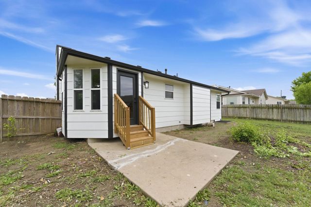 1138 W Sumac, Andover, KS 67002