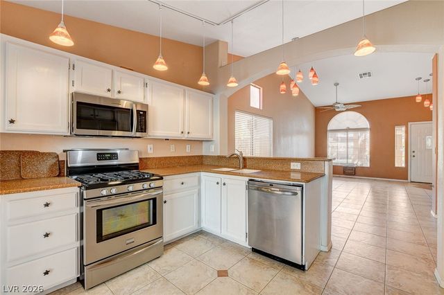 1717 Matador Way, Las Vegas, NV 89128