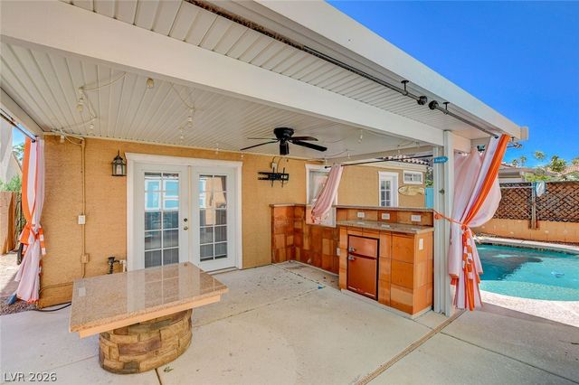 1717 Matador Way, Las Vegas, NV 89128