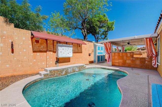 1717 Matador Way, Las Vegas, NV 89128