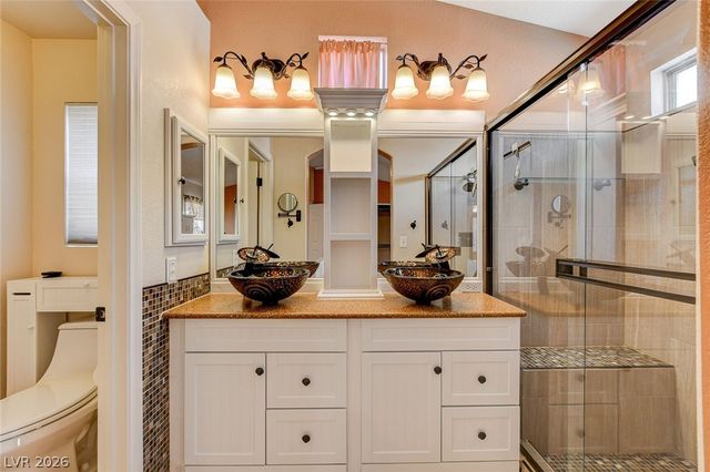 1717 Matador Way, Las Vegas, NV 89128