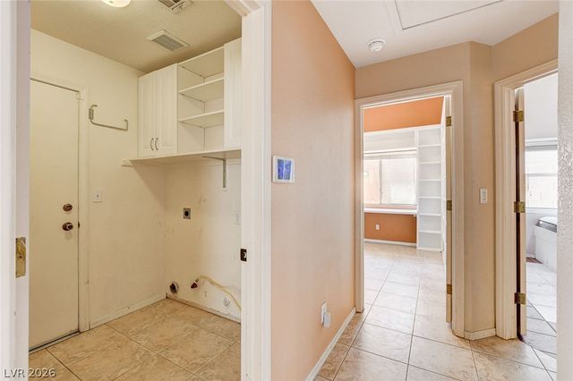 1717 Matador Way, Las Vegas, NV 89128