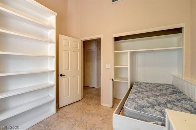 1717 Matador Way, Las Vegas, NV 89128