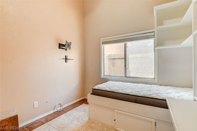 1717 Matador Way, Las Vegas, NV 89128