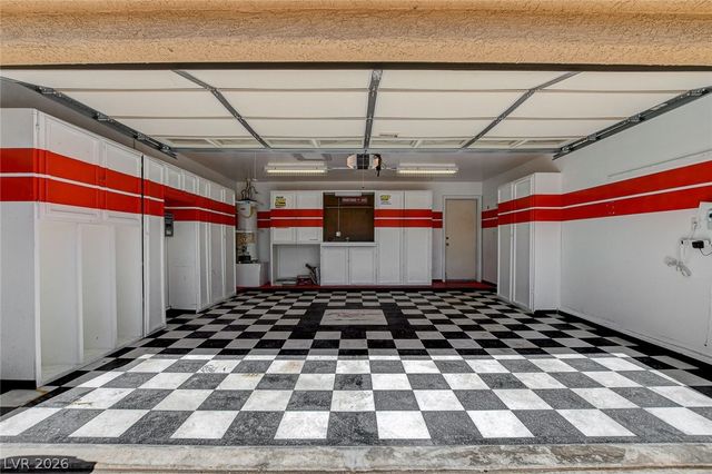 1717 Matador Way, Las Vegas, NV 89128