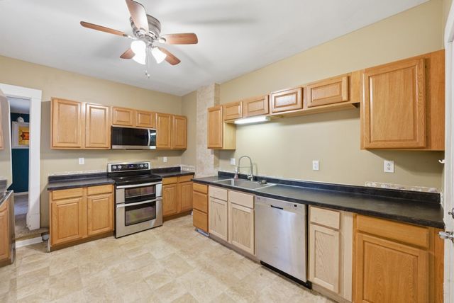 711 Creston Avenue, Des Moines, IA 50315