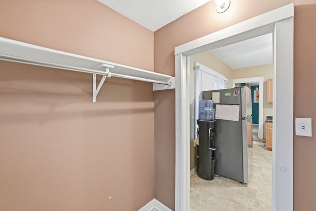 711 Creston Avenue, Des Moines, IA 50315