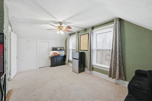 711 Creston Avenue, Des Moines, IA 50315