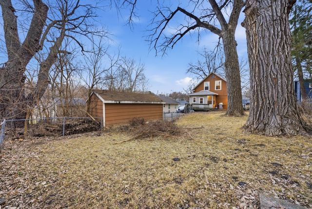 711 Creston Avenue, Des Moines, IA 50315