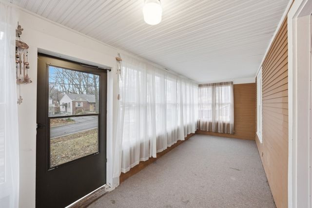 711 Creston Avenue, Des Moines, IA 50315