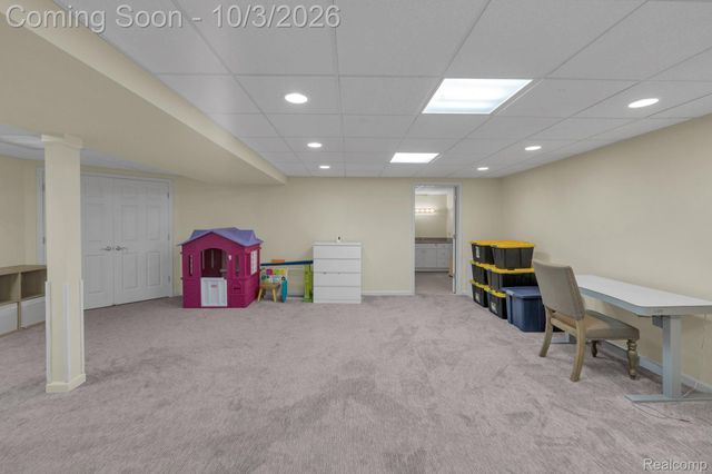 19157 Hillcrest Street, Livonia, MI 48152