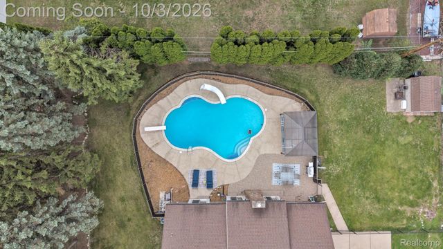 19157 Hillcrest Street, Livonia, MI 48152
