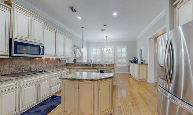 116 S HESPERIDES STREET, Tampa, FL 33609