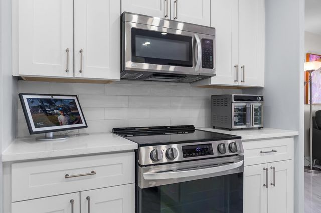 3333 NE 34th Street 806, Fort Lauderdale, FL 33308