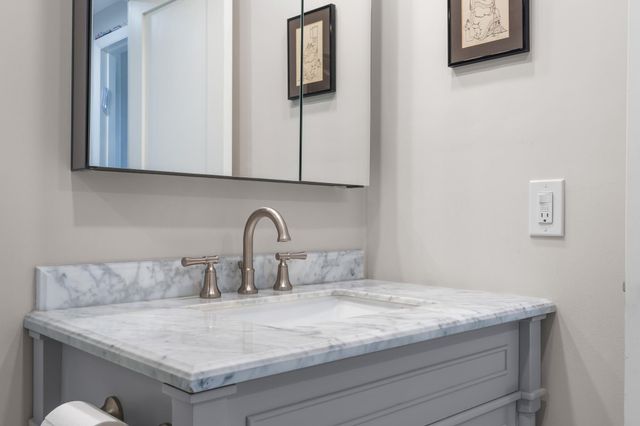 3333 NE 34th Street 806, Fort Lauderdale, FL 33308