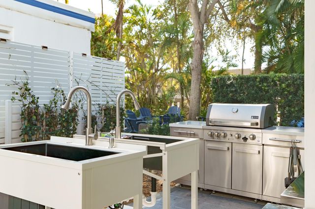 3333 NE 34th Street 806, Fort Lauderdale, FL 33308