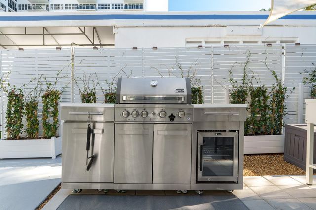 3333 NE 34th Street 806, Fort Lauderdale, FL 33308