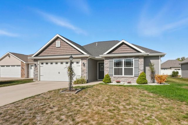 10253 Chesterhills Court, New Haven, IN 46774