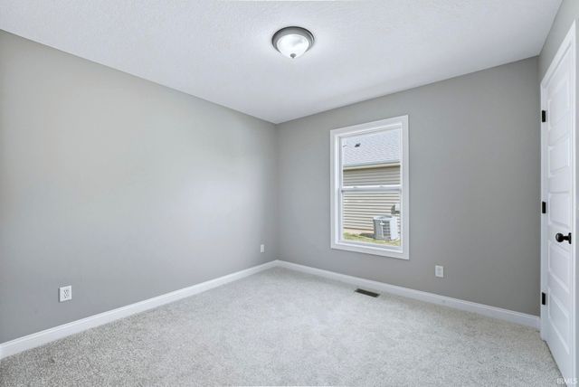 10253 Chesterhills Court, New Haven, IN 46774