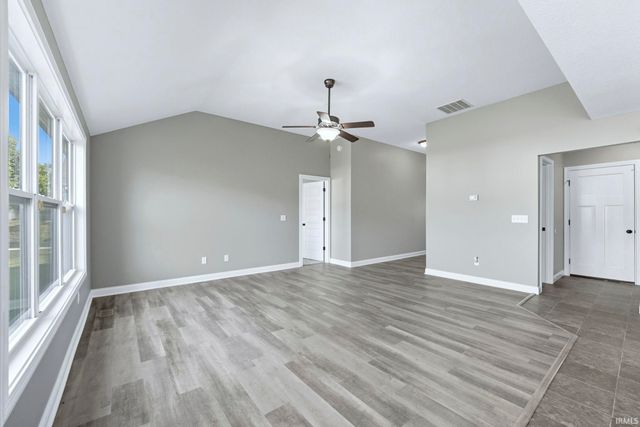 10253 Chesterhills Court, New Haven, IN 46774