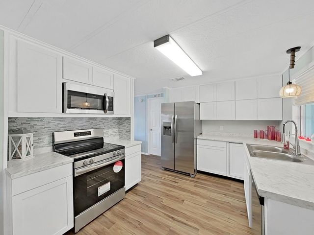 12501 ULMERTON ROAD 77, Largo, FL 33774
