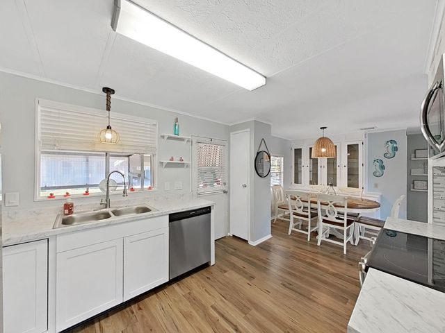 12501 ULMERTON ROAD 77, Largo, FL 33774