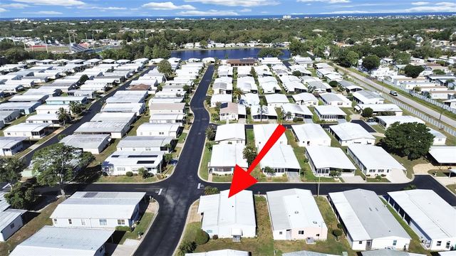 12501 ULMERTON ROAD 77, Largo, FL 33774