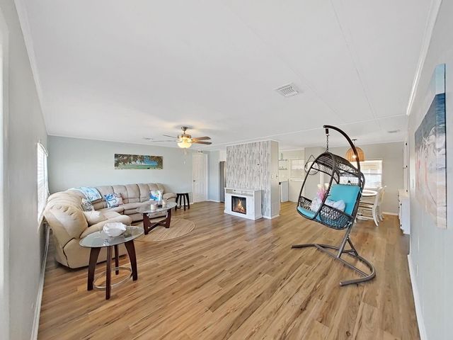 12501 ULMERTON ROAD 77, Largo, FL 33774