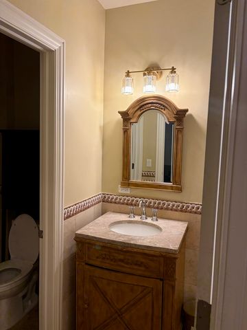 7381 S MADISON Street, Burr Ridge, IL 60527
